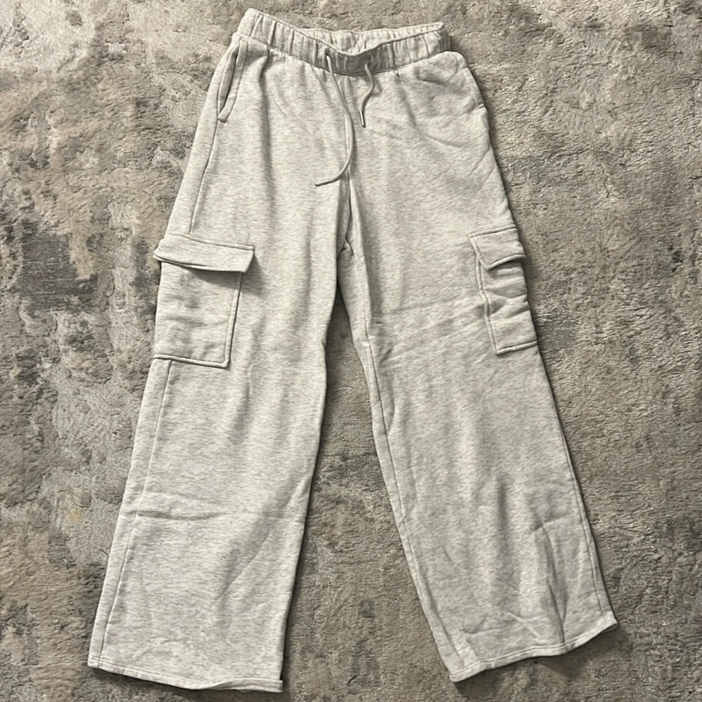 Heather grey wide leg sweatpants